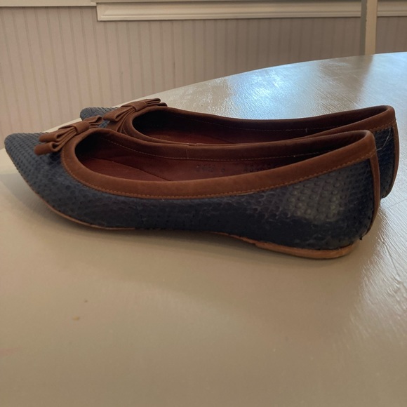 Snake skin leather flats - Picture 2 of 2